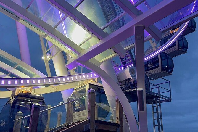 2 Day Washington State Tour in Mt Rainier and Seattle Highlights - Columbia Center’s Sky View Observatory: Seattle lit up