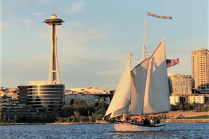 Brunch Cruise with Buffet in Washington - Crew and comfort: the real reason people recommend it