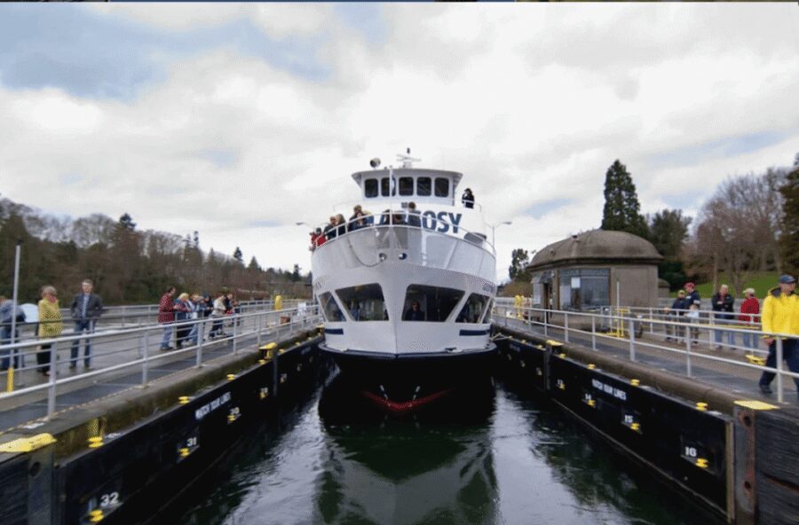 City Sightseeing Seattle: HOHO Bus Tour + Locks Cruise - The Locks Cruise: Your 2-Hour Seattle Change of Scene