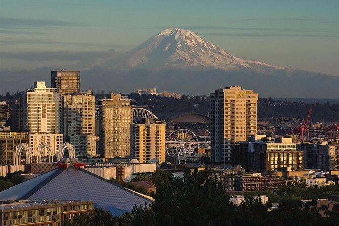 From Seattle: Private Seattle City Tour - Lake Union and the Ship Canal: where Seattle feels built for working water