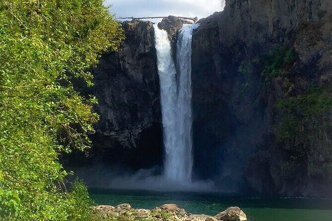 From Seattle: Private Snoqualmie Falls Tour - Snoqualmie Falls viewpoints: upper and lower decks, on purpose