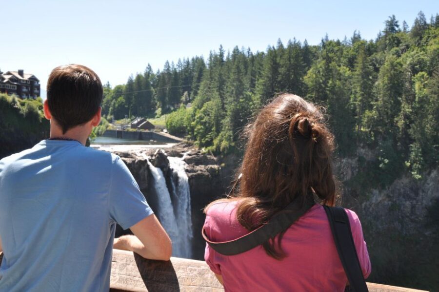 From Seattle: Snoqualmie Falls and Wineries Tour w/ Transfer - Snoqualmie Falls: why this stop is the main event