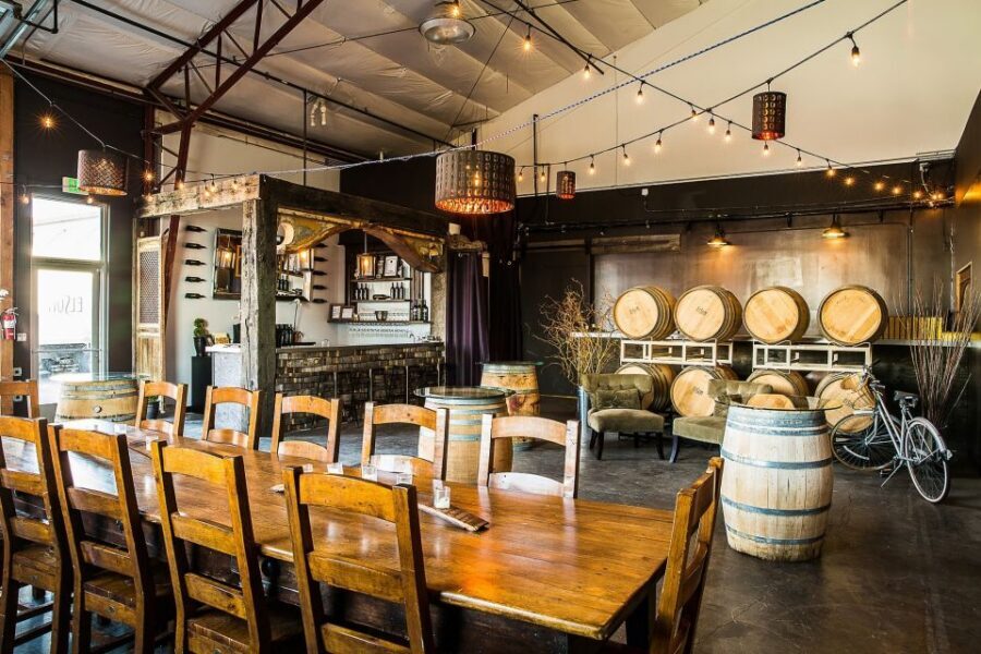 From Seattle: Snoqualmie Falls & Woodinville Wine Tasting - Woodinville wine tastings: what “boutique” actually means here