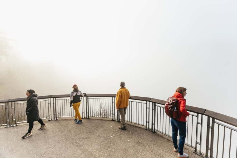 From Seattle: Visit Snoqualmie Falls and Hike to Twin Falls - What to bring (and what you can skip)