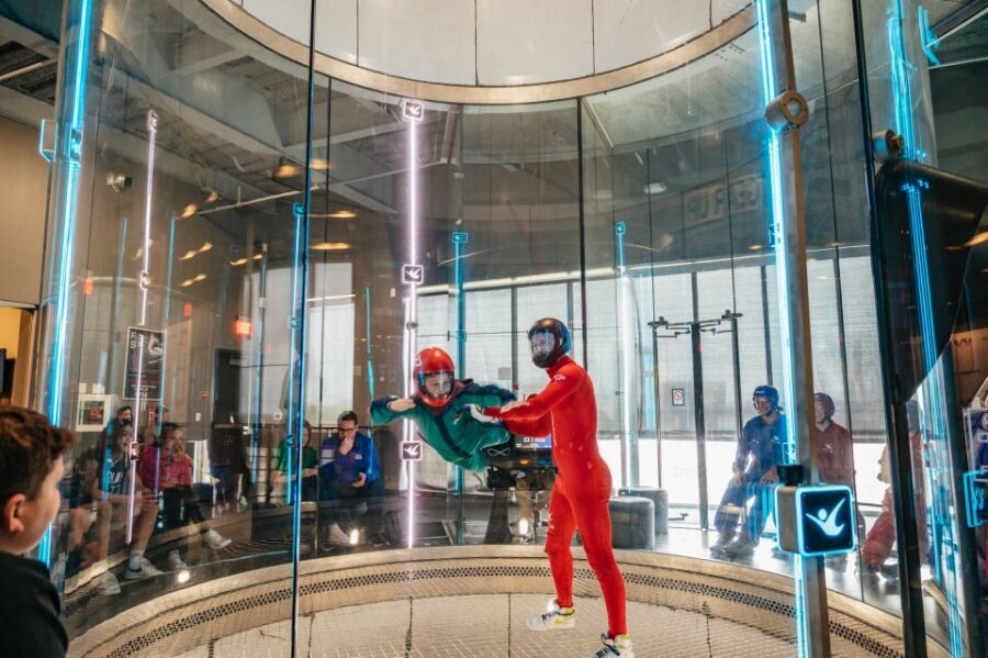 iFLY Seattle First Time Flyer Experience - Skydive without the plane: what the iFLY Seattle session really feels like