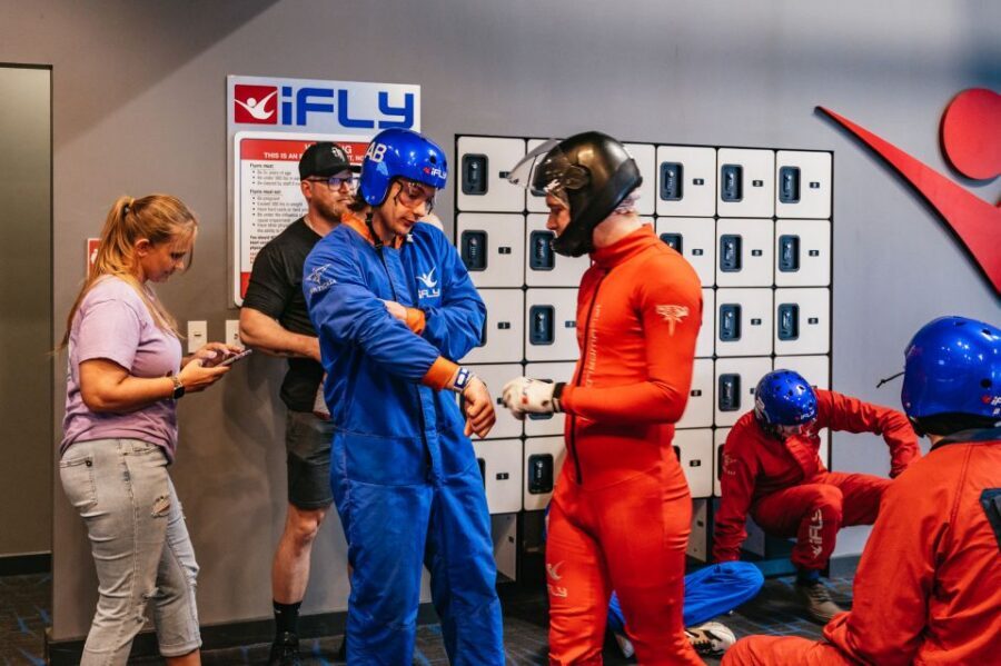 iFLY Seattle First Time Flyer Experience - Gear up in minutes: what’s included (and why that’s good value)