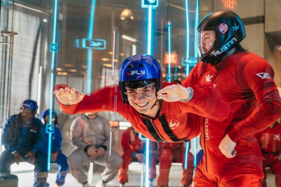 iFLY Seattle First Time Flyer Experience - Who iFLY Seattle is best for (and who should skip it)