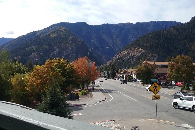 Luxury Leavenworth Day Trip through the Cascade Mountains - Deception Falls and the easy trail stretch you can actually finish