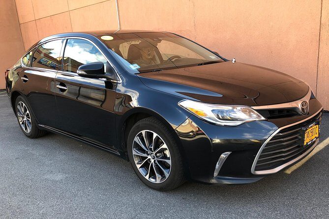 Private Departure Transfer to Seattle Tacoma Airport SEA - Where You’ll Be Picked Up: Seattle, Bellevue, and Kirkland Door-to-Door