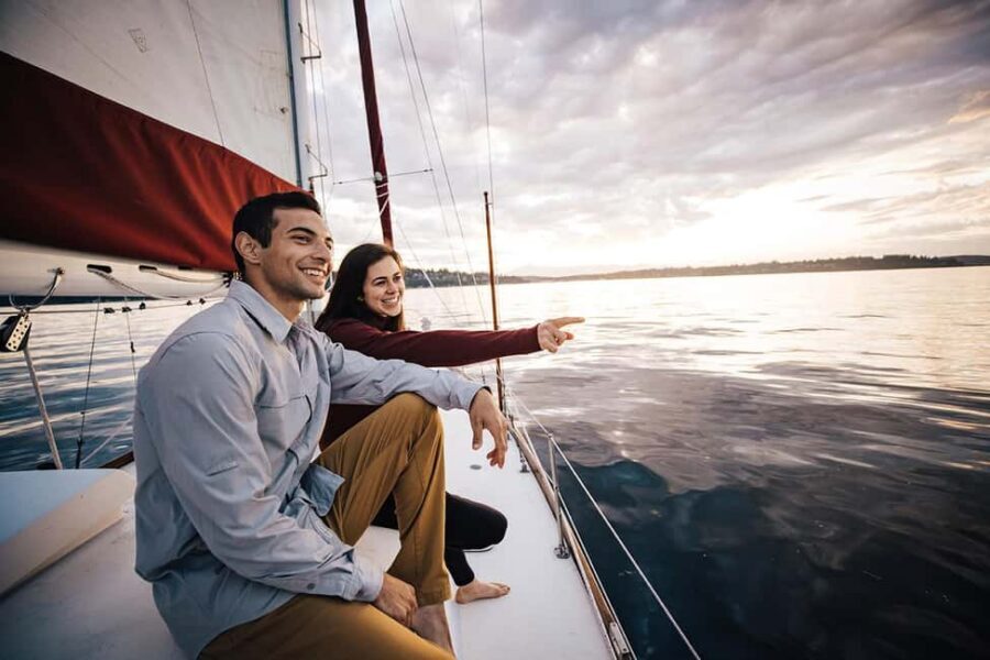 Sail Bainbridge Island & Seattle Waters - Classic Sailboat - Seattle Skyline from a Boat: Why the View Hits Different