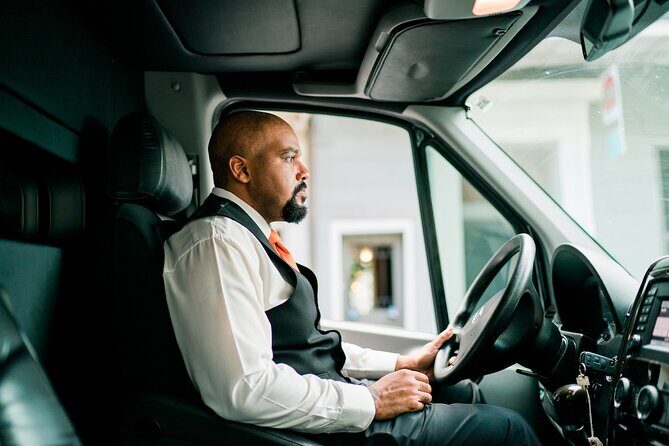 Seattle Arrival Chauffeur Driven Airport Transport - Key things that make this transfer work