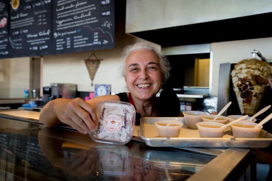 Seattle: Meet Me at the Market Food Tour - Crafts and Culinary Stops: How to Spot Real Producers
