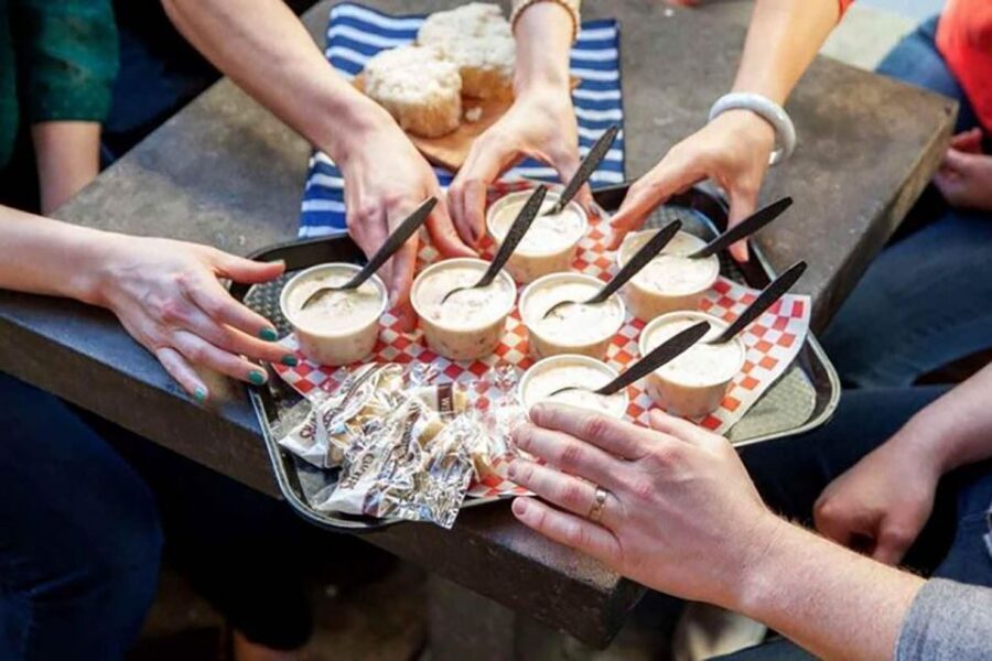 Seattle: Pike Place Market Guided Tasting Tour - The small-group advantage: why 2 hours feels full