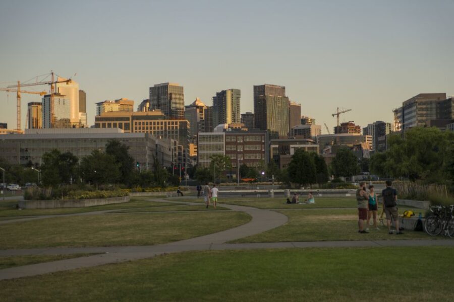 Seattle: Sightseeing Bus Tour with the Ballard Locks - Getting the best seats: simple moves that can prevent a bad day