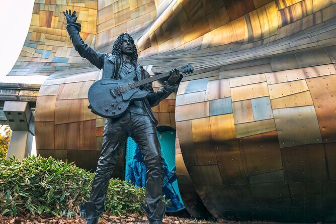 Seattle Sightseeing Scenic Guided Tour and Hop On Hop Off Pass - Amazon Spheres and the Westin stop: modern Seattle in one boarding point