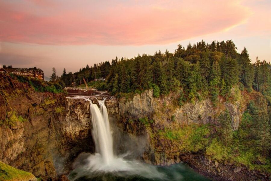 Seattle: Snoqualmie Falls and Leavenworth Day Trip - Seattle Pickups, Comfort, and the Reality of Timing