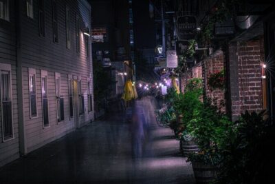 Seattle Terrors: Spirits & Spirits Haunted Pub Crawl - Two Hours, Four Historic Pubs, and Several Spooky Detours