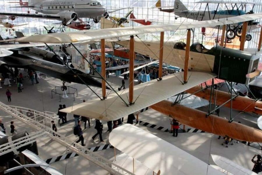 Seattle: The Museum of Flight Entry Ticket - Space Gallery and the full-scale Shuttle Trainer