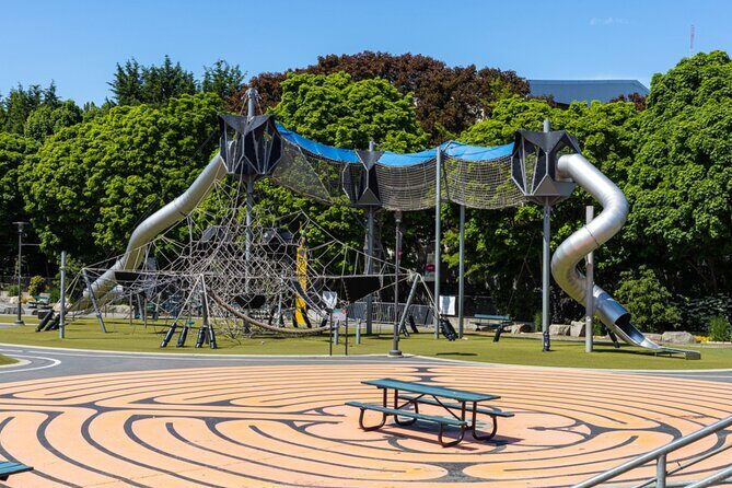Seattle Time Travel Exploration Game and Tour - Price and timing: is it worth $7.20 per person?