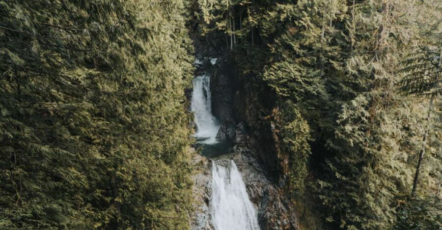 Seattle: Waterfall Wonderland Hike in Wallace Falls Park - The 6-mile hike: what the trail is like in real life