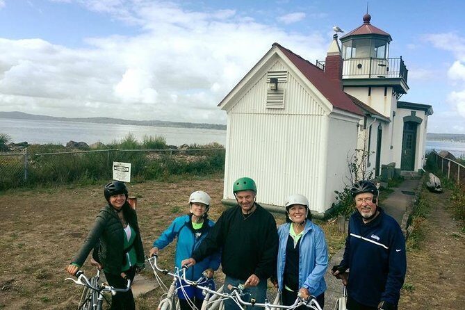 Seattle's Electric City Bike Tour - Small groups and guide energy: the ride gets more human