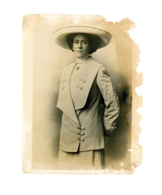 Six Women - A Historical Walking Tour - Entering Pioneer Square With Six Women’s Stories