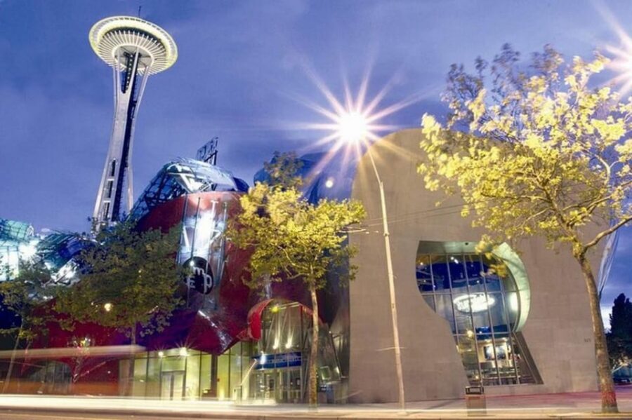Small Group Seattle Day Tour with Major Attractions,Tea&Deli - Space Needle and Chihuly: optional add-ons and how to decide