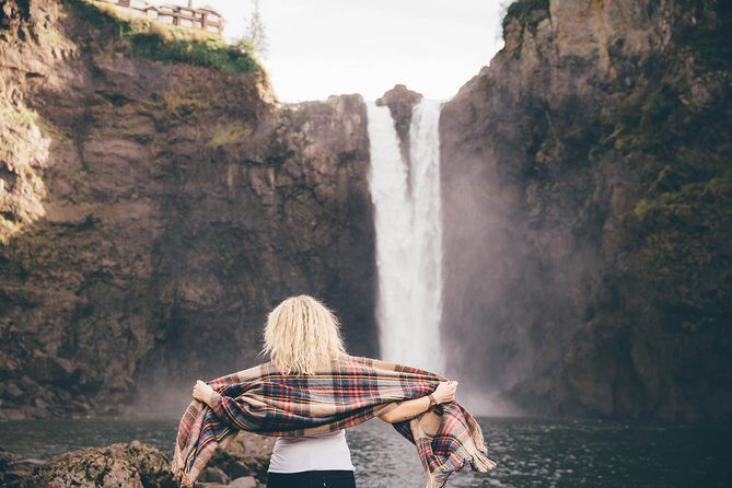Snoqualmie Falls + Wine Tasting: All-Inclusive Small-Group Tour - Snoqualmie Falls Walk: Upper Boardwalk Photos to Lower-Falls Views