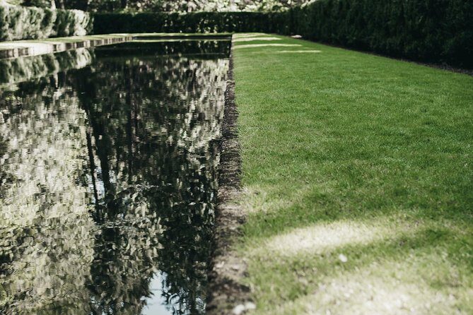 The Bloedel Reserve & Sightseeing - Why the guide matters more than you think
